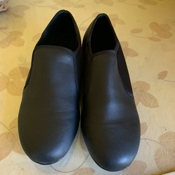 Theatricals Tap Shoes - Picture 1 of 5